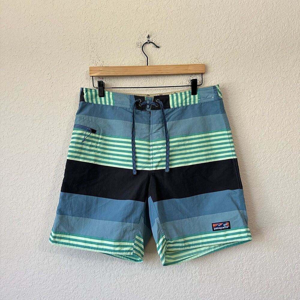 PATAGONIA Wavefarer Shorts Pigeon Blue Striped Surfing Boardshorts